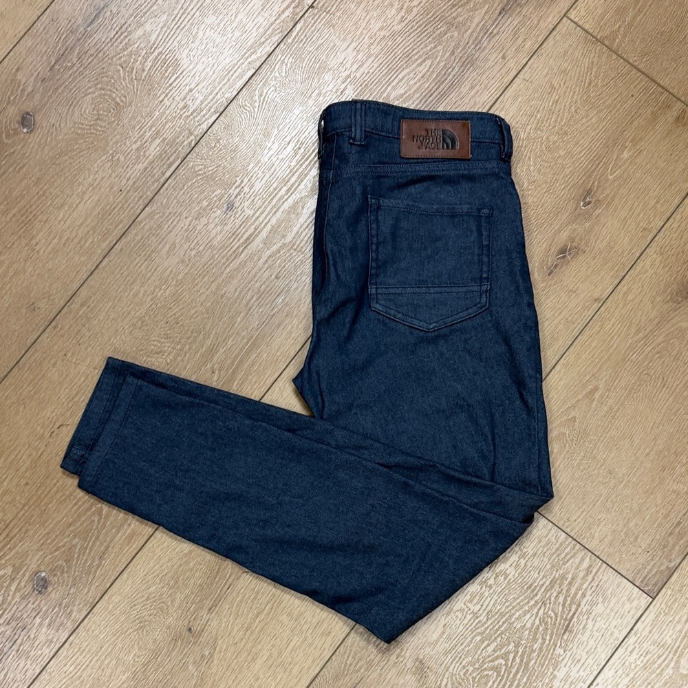 The North Face Women’s  Indigo The Tungsted Jeans.
